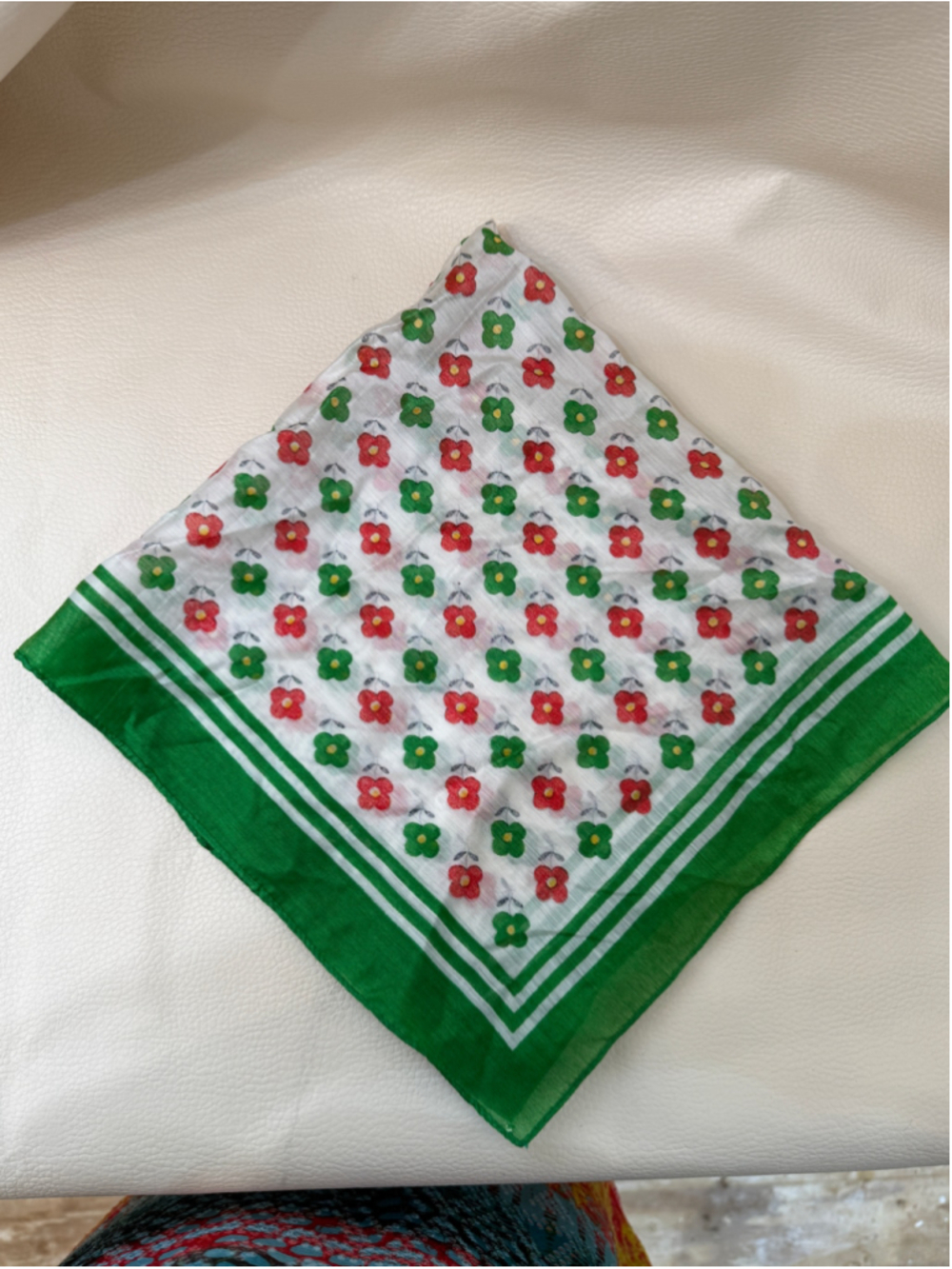 Vintage Floral Scarf Green Red White Square 20” Lightweight Sheer Neck Hair Scar
